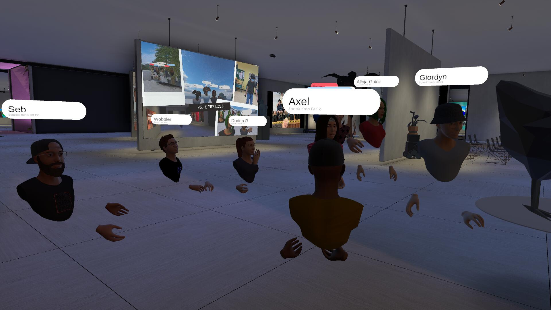 Virtuelle Vernissage: Soziale Interaktion in VR